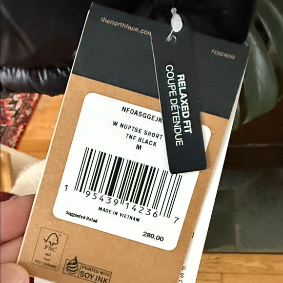 NWT The North Face Short Nuptse Jacket (cropped) - Picture 2 of 5